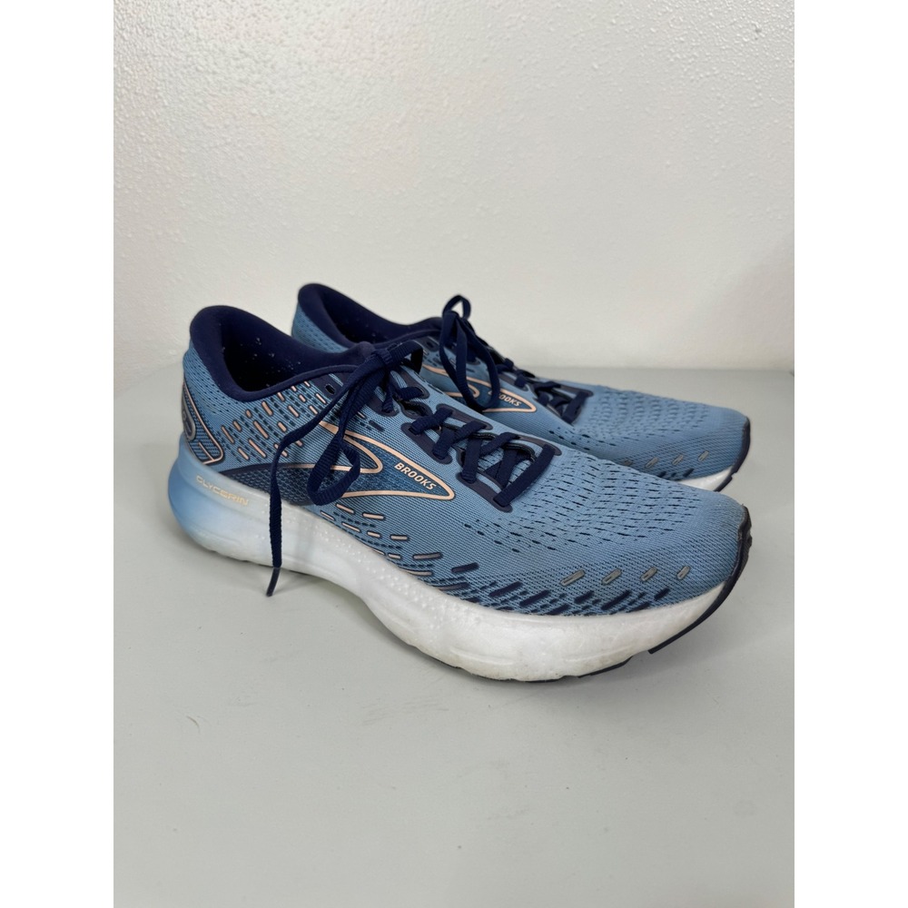 Brooks Glycerin 20 running shoes in the Blissful Blue/Peach/White Size 10